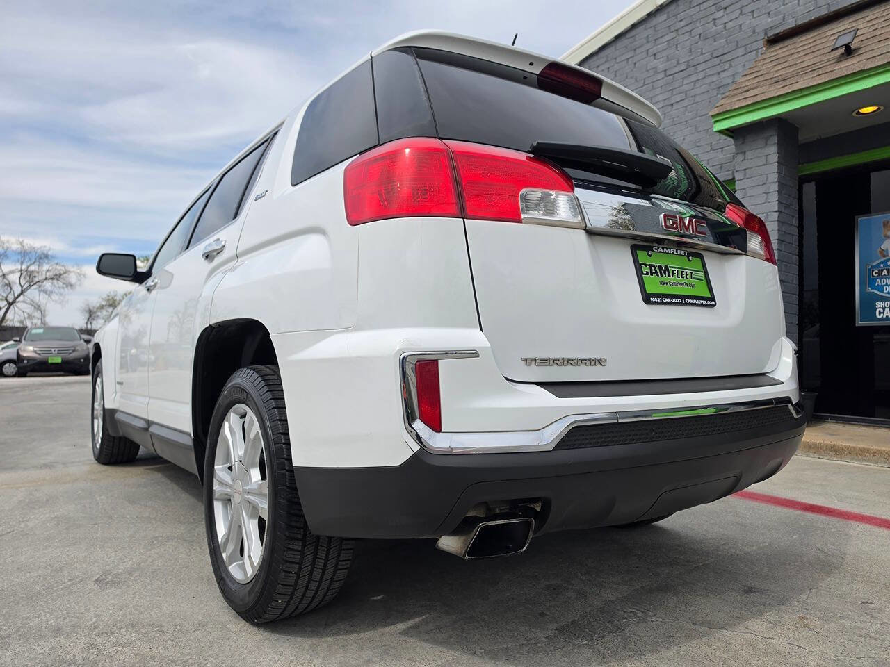 Used 2017 GMC Terrain SLT image 10