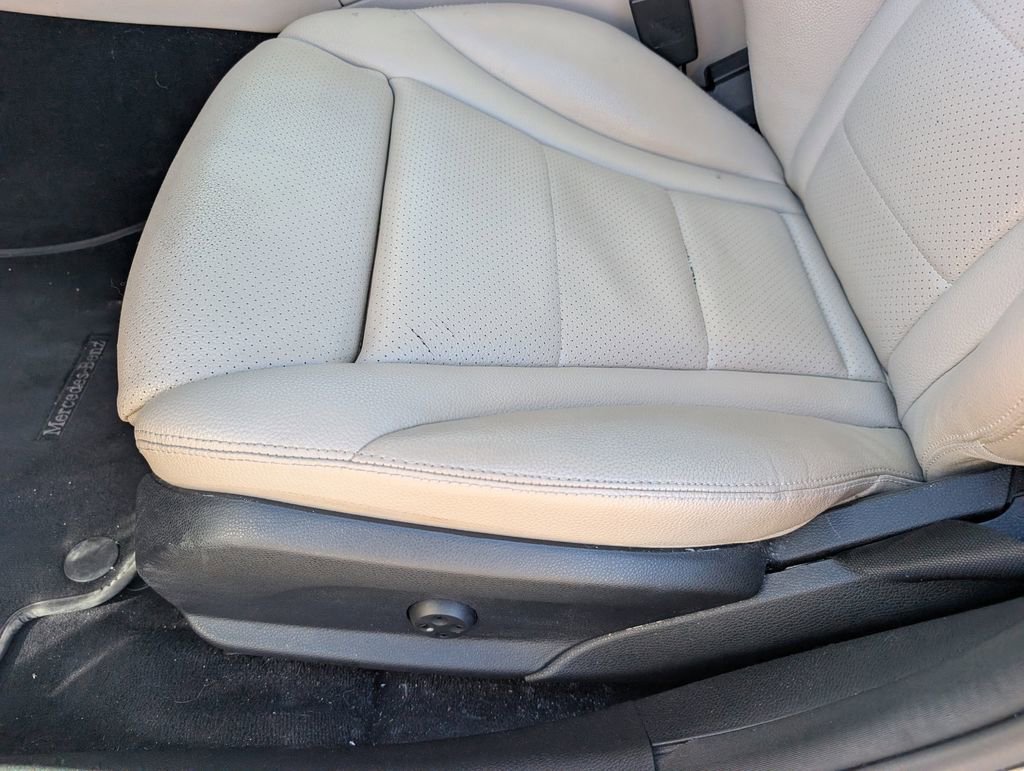 Used 2015 Mercedes-Benz C 300 C 300 image 19