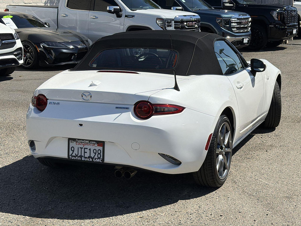 Used 2023 MAZDA MX-5 Miata Grand Touring RWD image 5