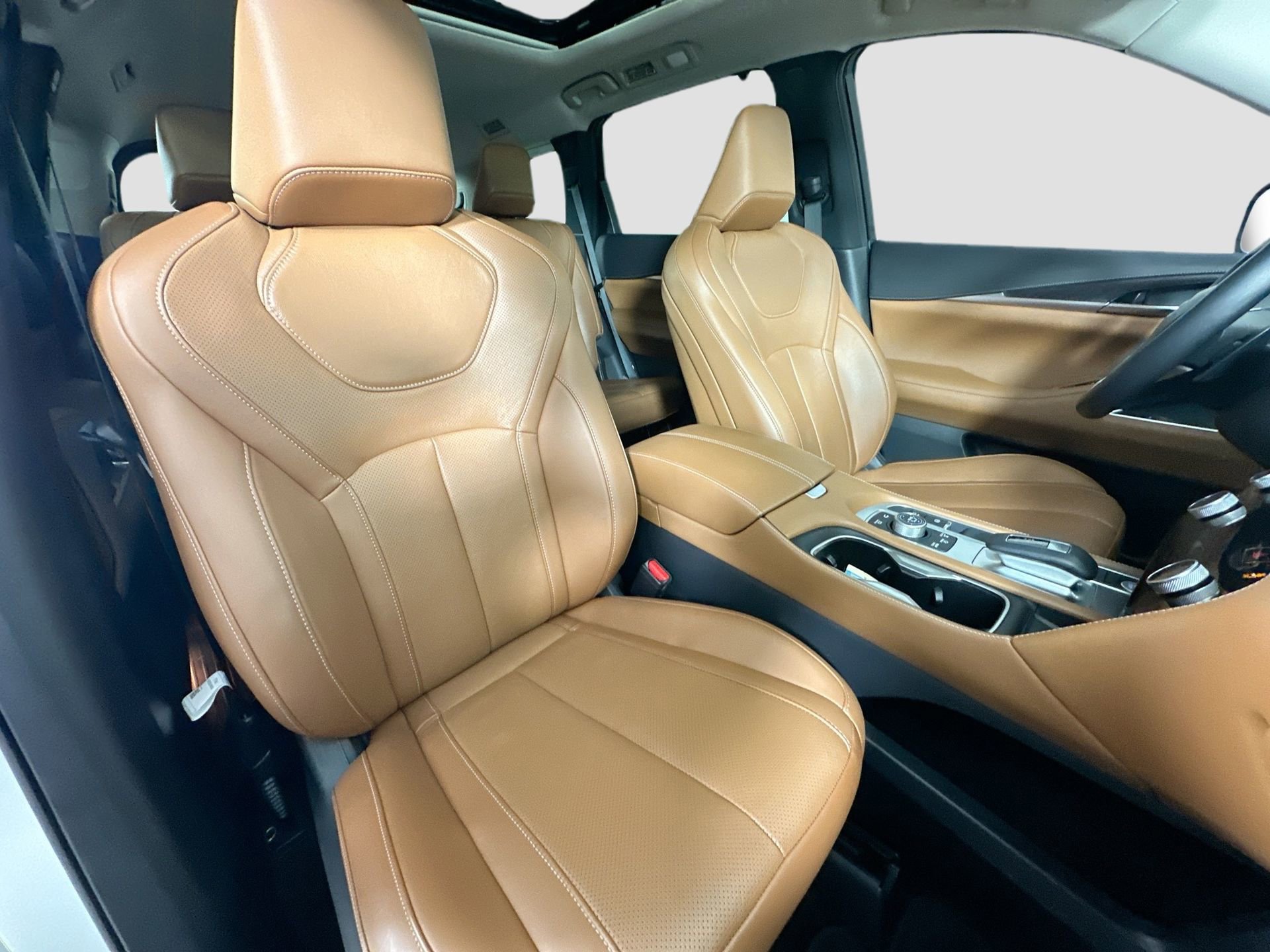 Used 2024 INFINITI QX60 Sensory w/ Vision Package image 31