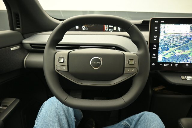 New 2027 Volvo EX60 Ultra AWD/4WD image 23
