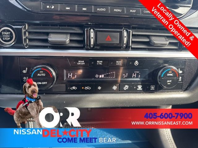Used 2022 Nissan Pathfinder Platinum w/ Cargo Package image 20