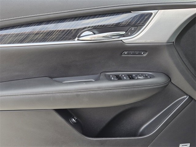 Used 2021 Cadillac XT6 Premium Luxury image 23