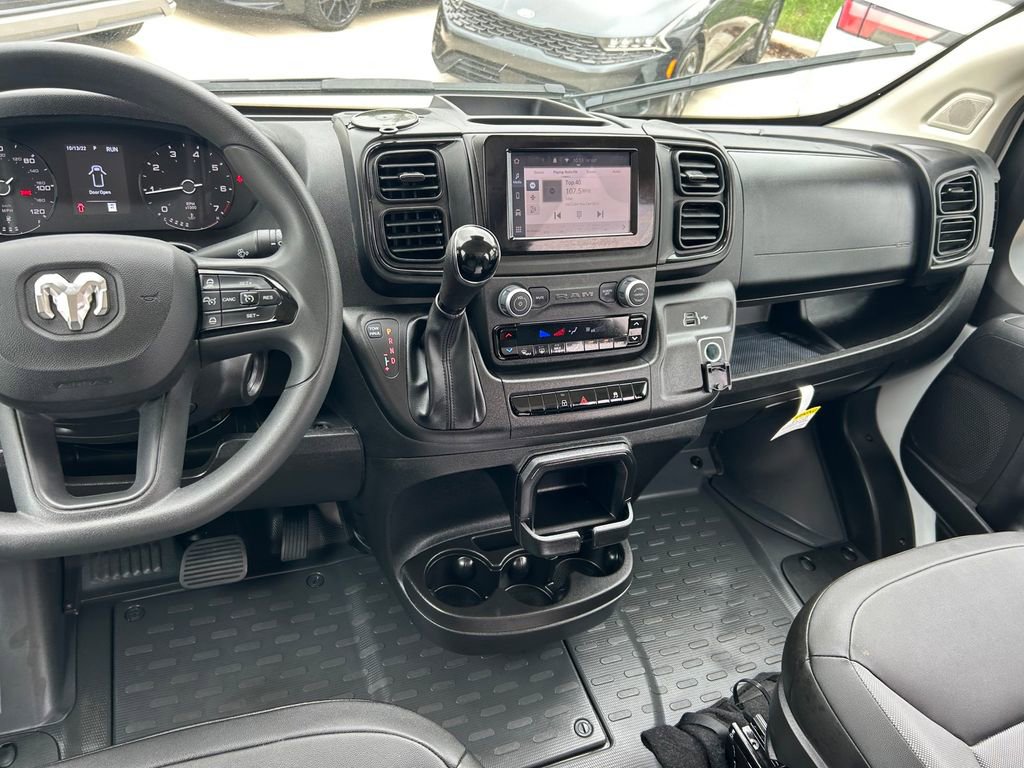 Used 2026 RAM ProMaster 2500 w/ Convenience Group FWD image 16