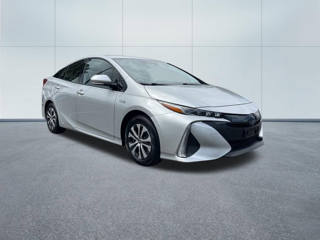 Used 2020 Toyota Prius Prime XLE image 4