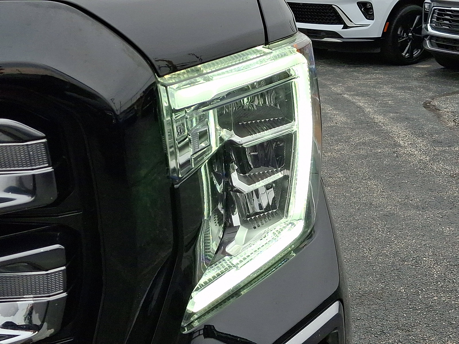 Used 2021 GMC Sierra 1500 AT4 w/ AT4 Value Package image 10