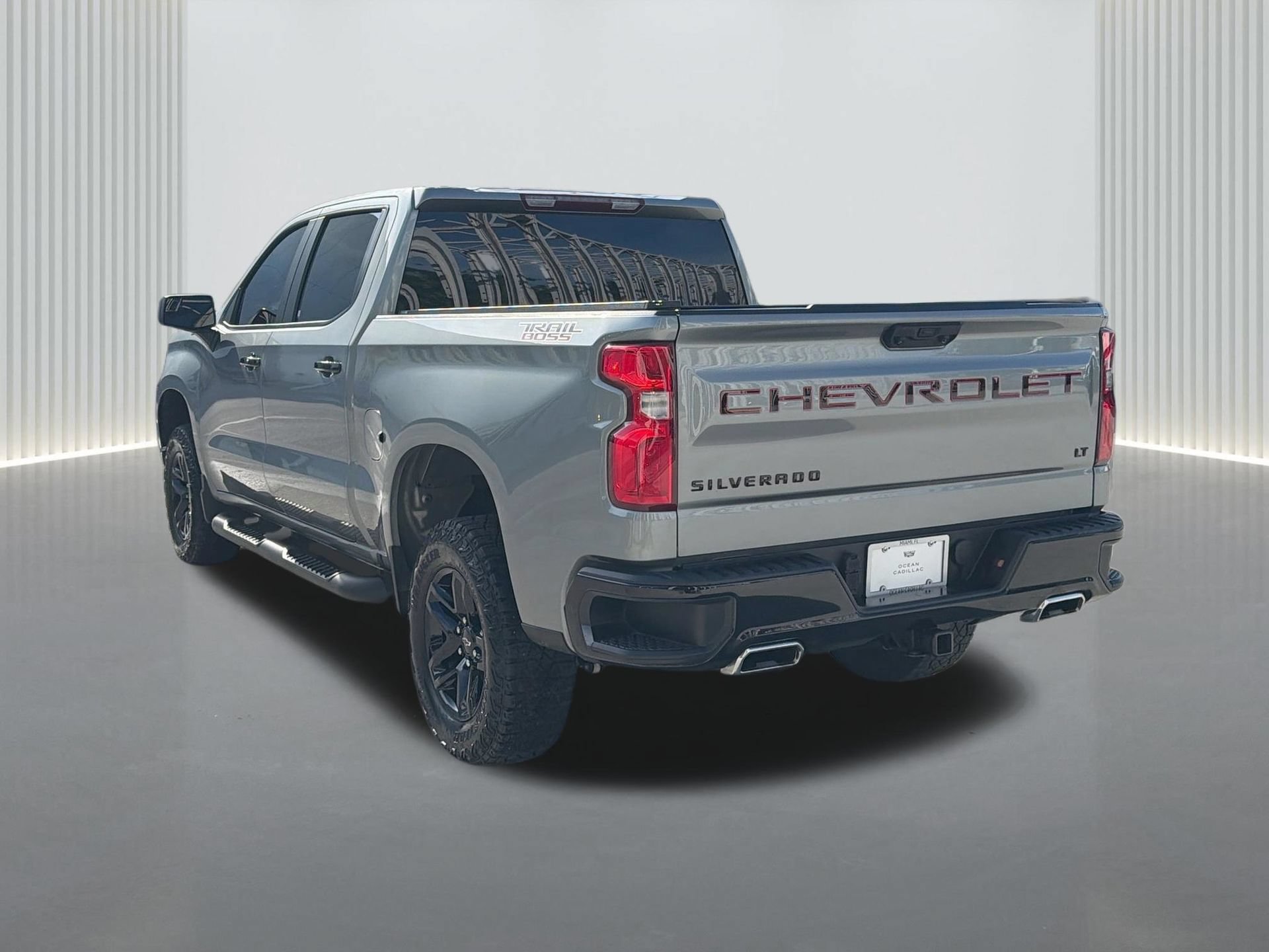 Used 2024 Chevrolet Silverado 1500 LT Trail Boss AWD/4WD image 3