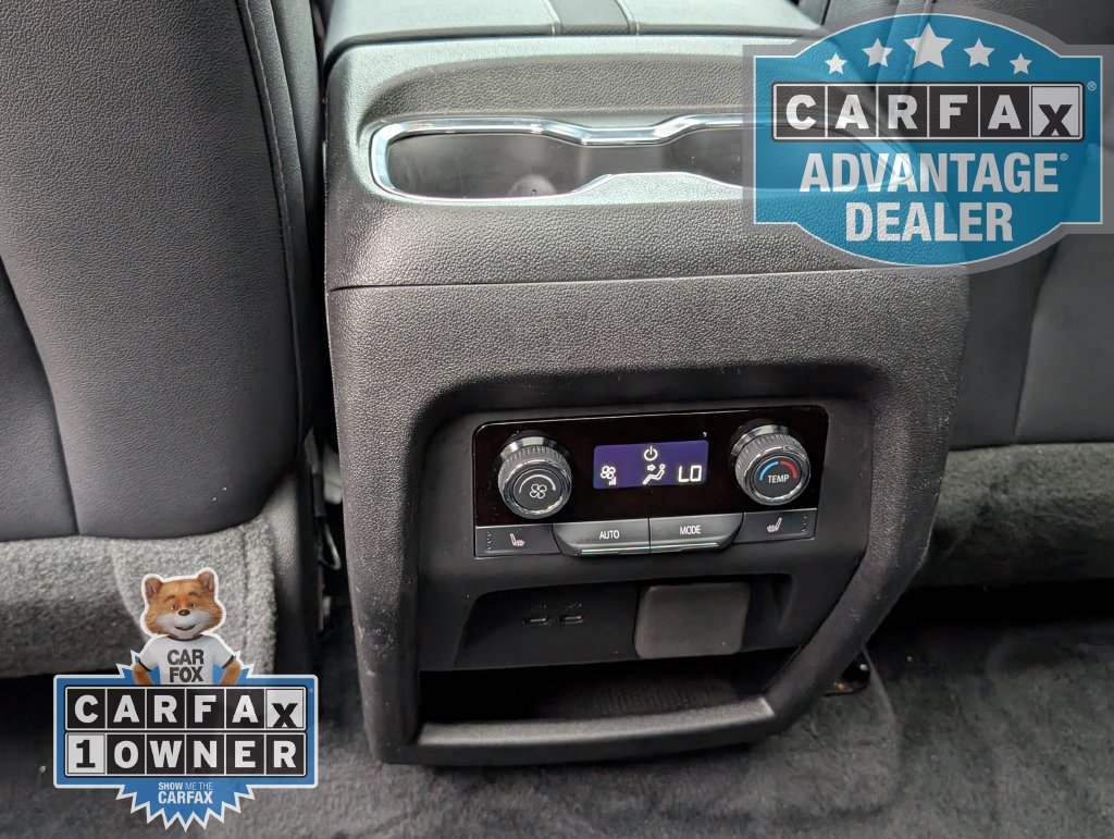 Used 2025 Chevrolet Traverse RS w/ LPO, Floor Liner Package FWD image 23