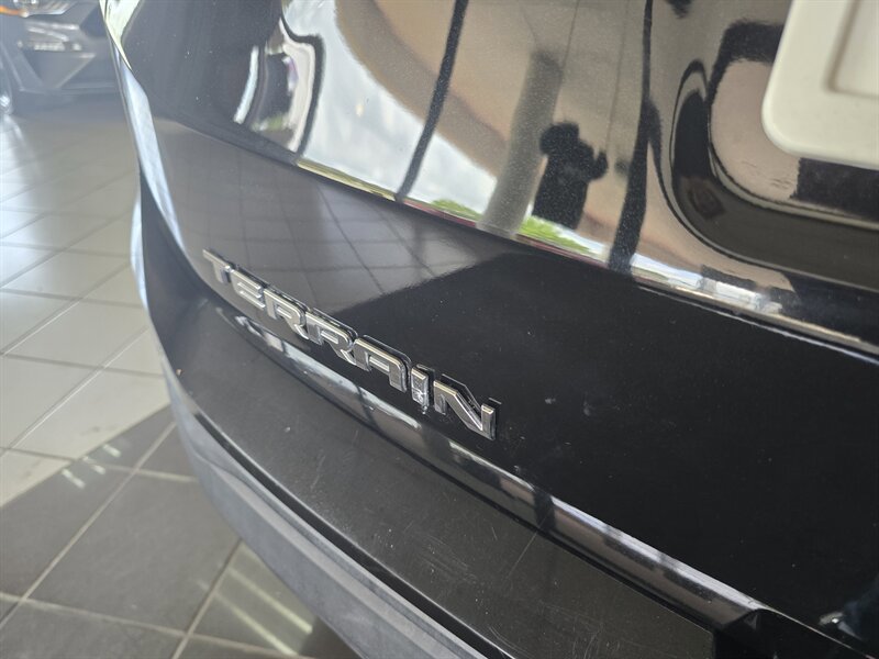 Used 2019 GMC Terrain SLE image 28