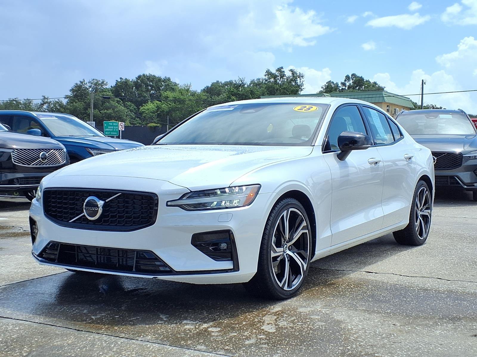 Certified 2023 Volvo S60 B5 Core w/ Climate Package FWD image 3
