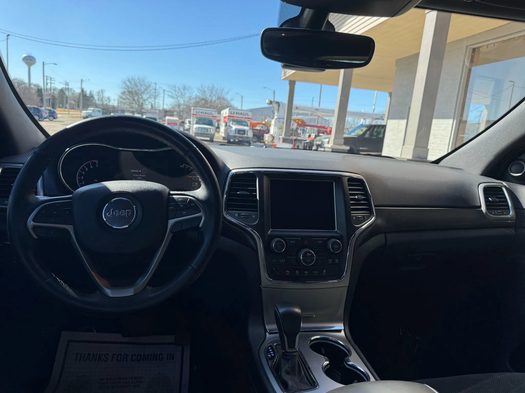 Used 2018 Jeep Grand Cherokee Altitude image 12