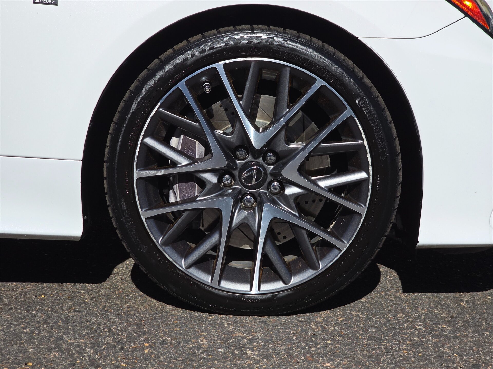 Used 2016 Lexus RC 200t RWD image 34