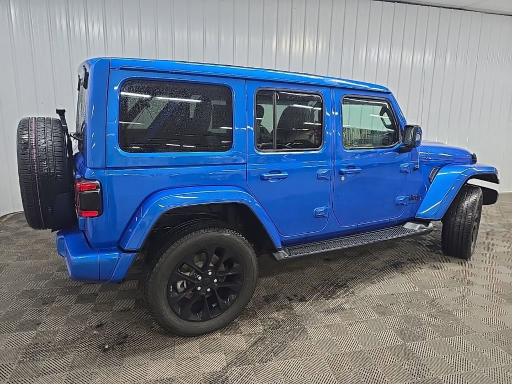 Used 2023 Jeep Wrangler Altitude image 3