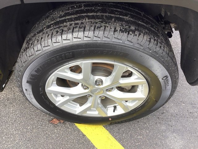 Certified 2023 Jeep Grand Cherokee Limited image 12