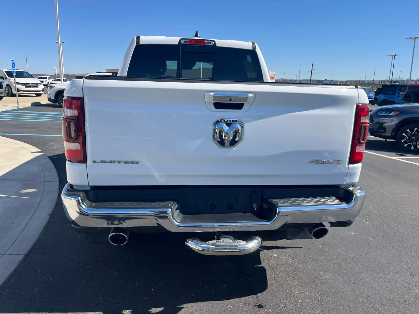 Used 2021 RAM 1500 Limited AWD/4WD image 16