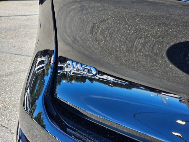 Used 2023 Toyota Crown Limited image 17