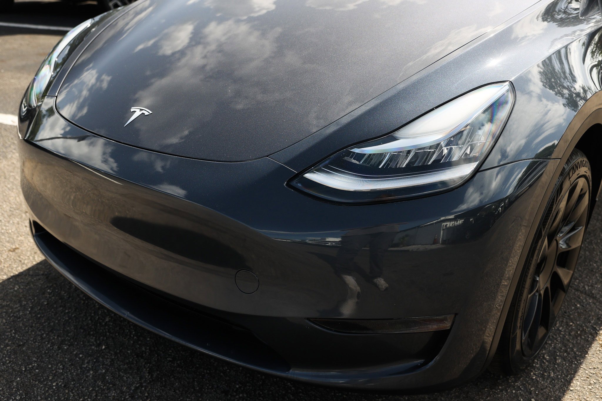 Used 2023 Tesla Model Y Long Range AWD/4WD image 25