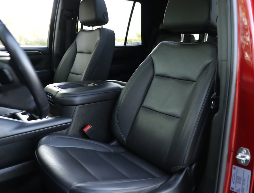 Used 2022 Chevrolet Tahoe LT w/ LT Signature Package AWD/4WD image 25
