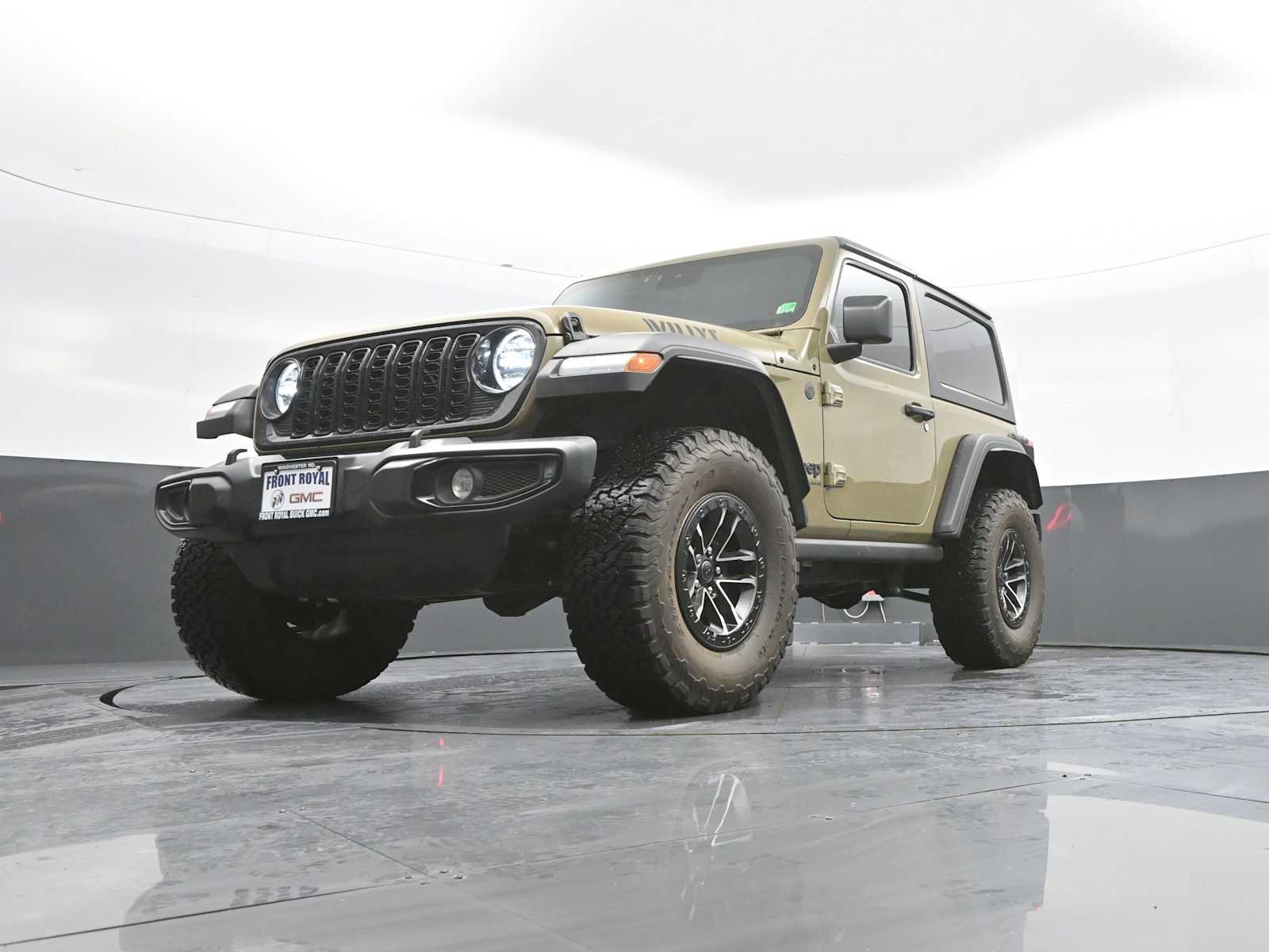 Used 2025 Jeep Wrangler Sport image 47