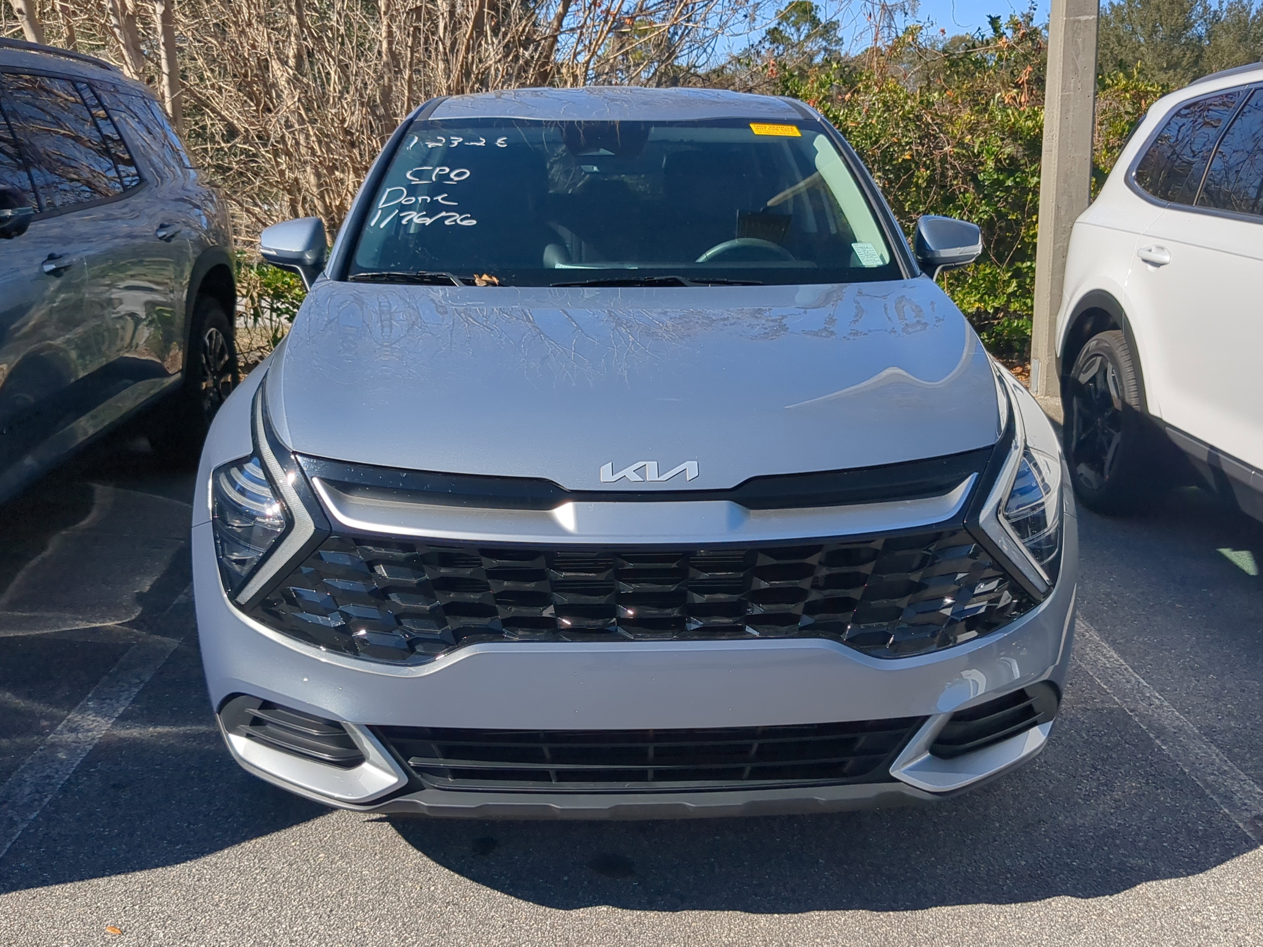 Used 2024 Kia Sportage EX image 2