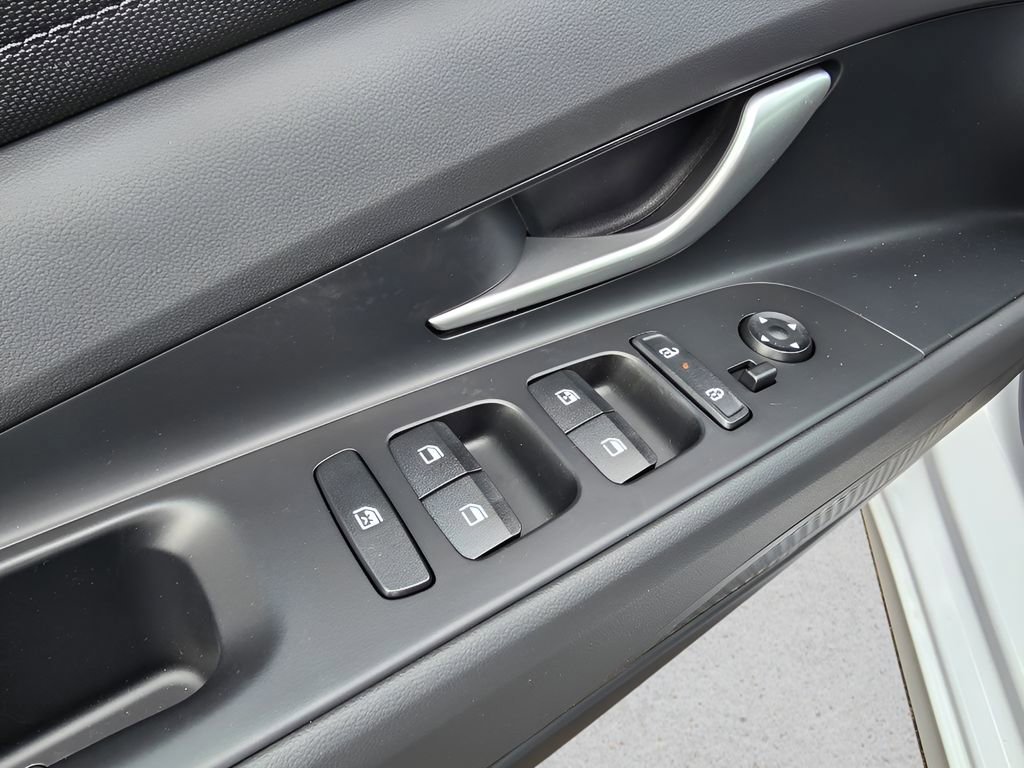 New 2026 Hyundai Elantra Blue image 24