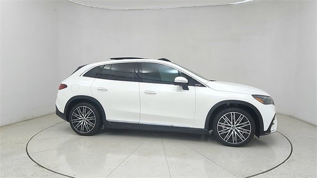 Used 2023 Mercedes-Benz EQE 500 4MATIC SUV w/ Exclusive Trim Package image 62