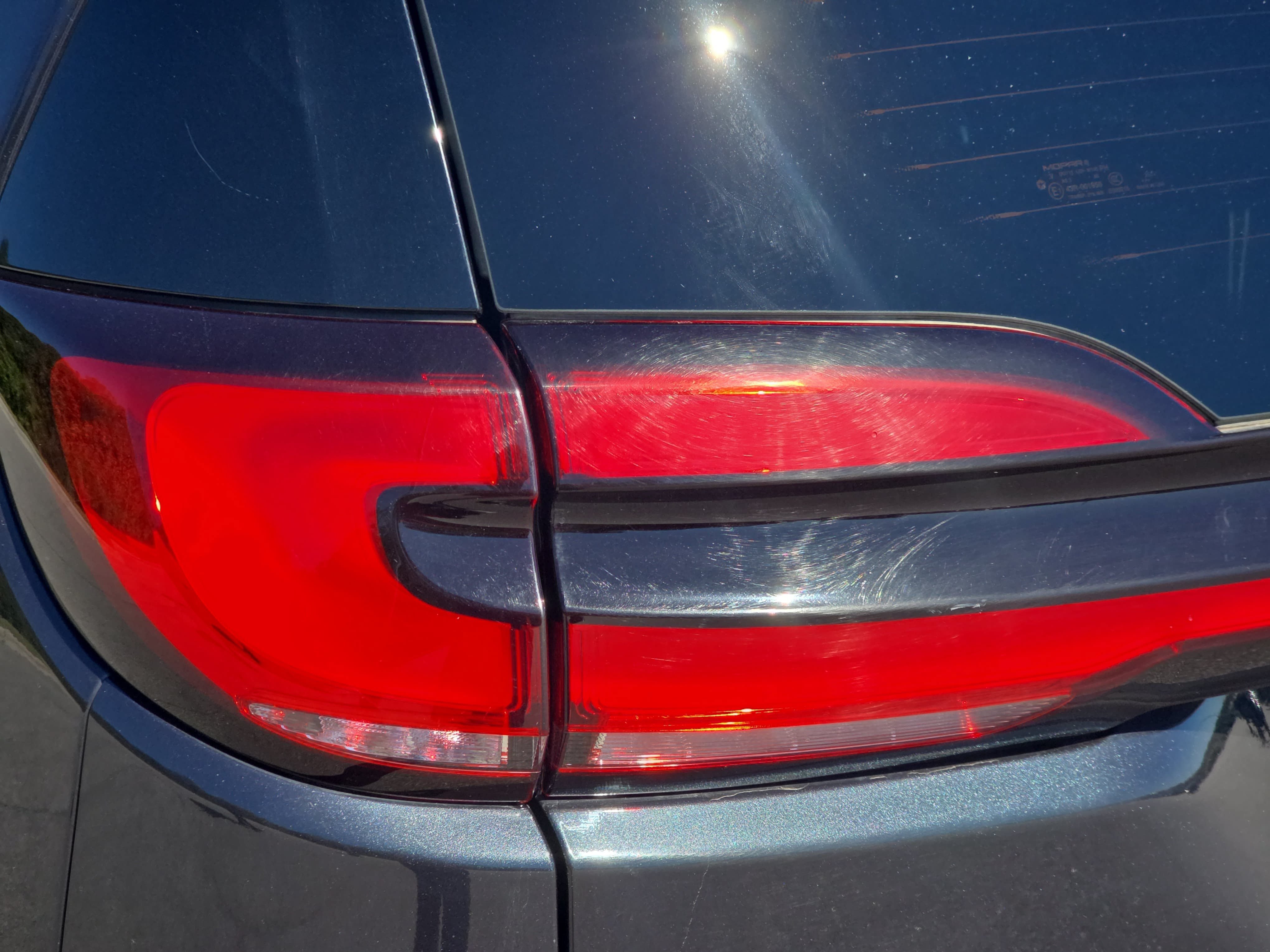 Used 2021 Chrysler Pacifica Pinnacle FWD image 36