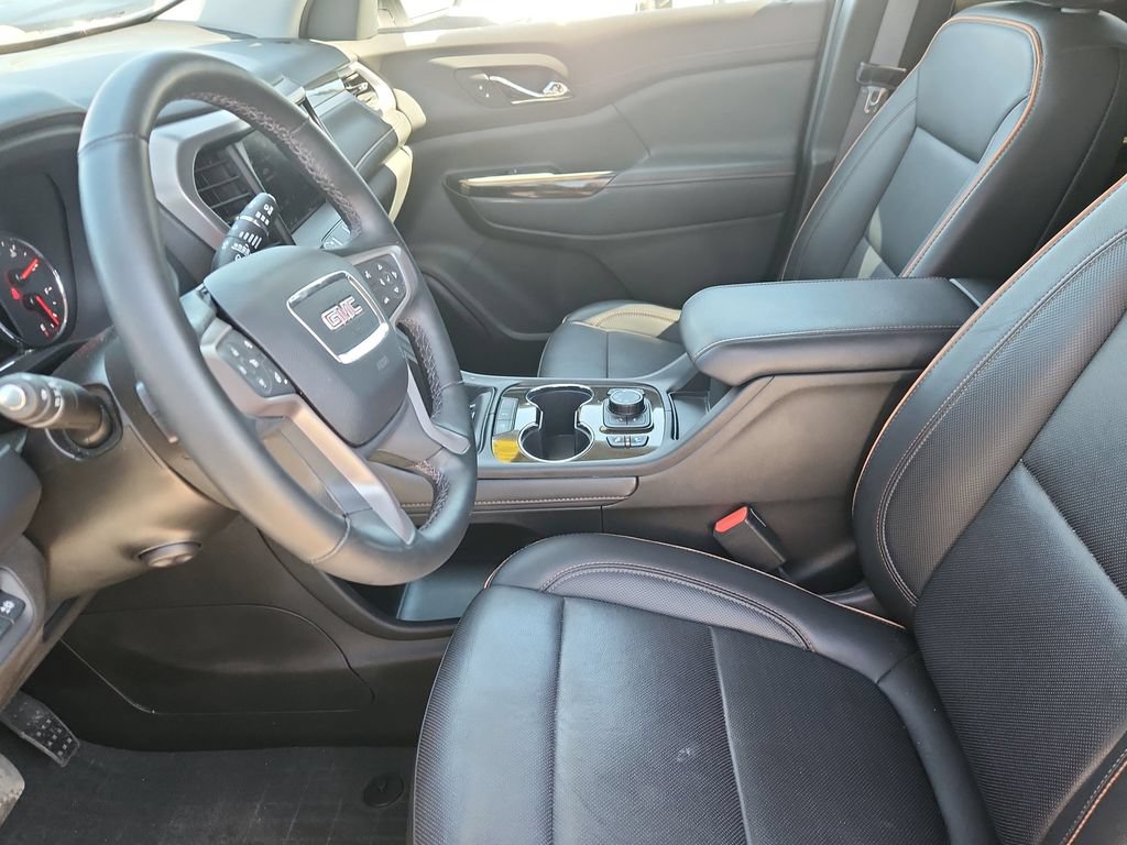 Used 2023 GMC Acadia AT4 w/ Technology Package AWD/4WD image 7