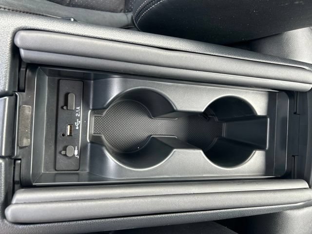Used 2025 Toyota GR86 Premium w/ ALL Weather Mat Package (TMS) RWD image 27