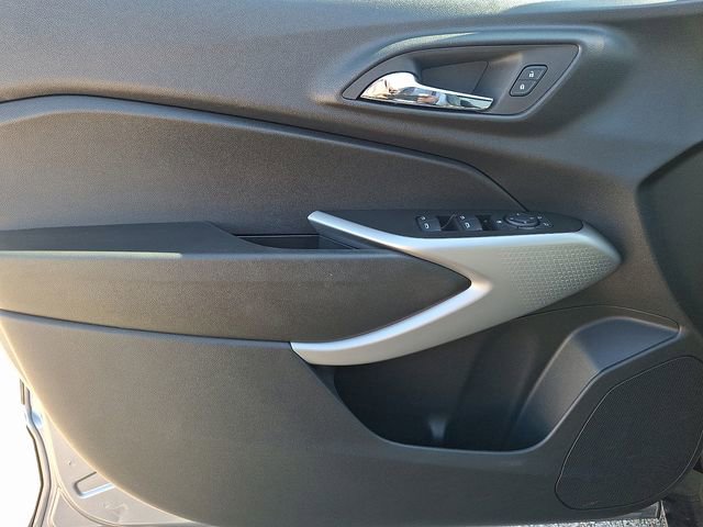 Certified 2024 Chevrolet Trax RS w/ Driver Confidence Package image 13