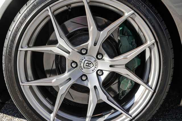 Used 2005 Aston Martin DB9 Coupe RWD image 52
