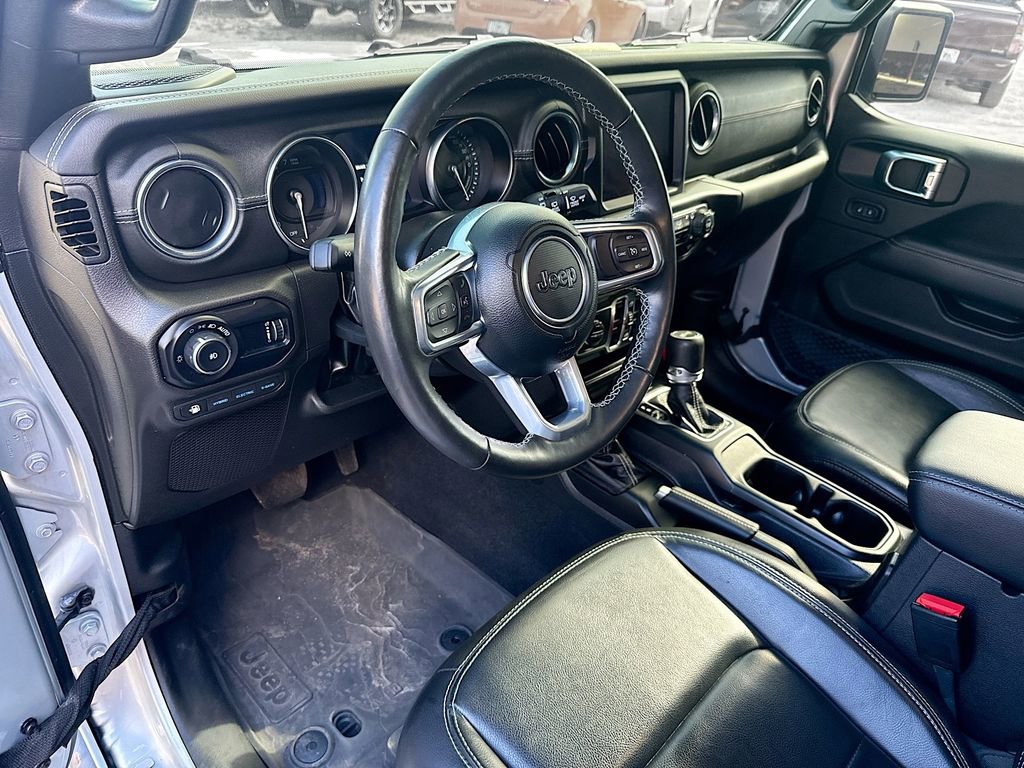 Used 2023 Jeep Wrangler Unlimited Sahara w/ Cold Weather Group image 10