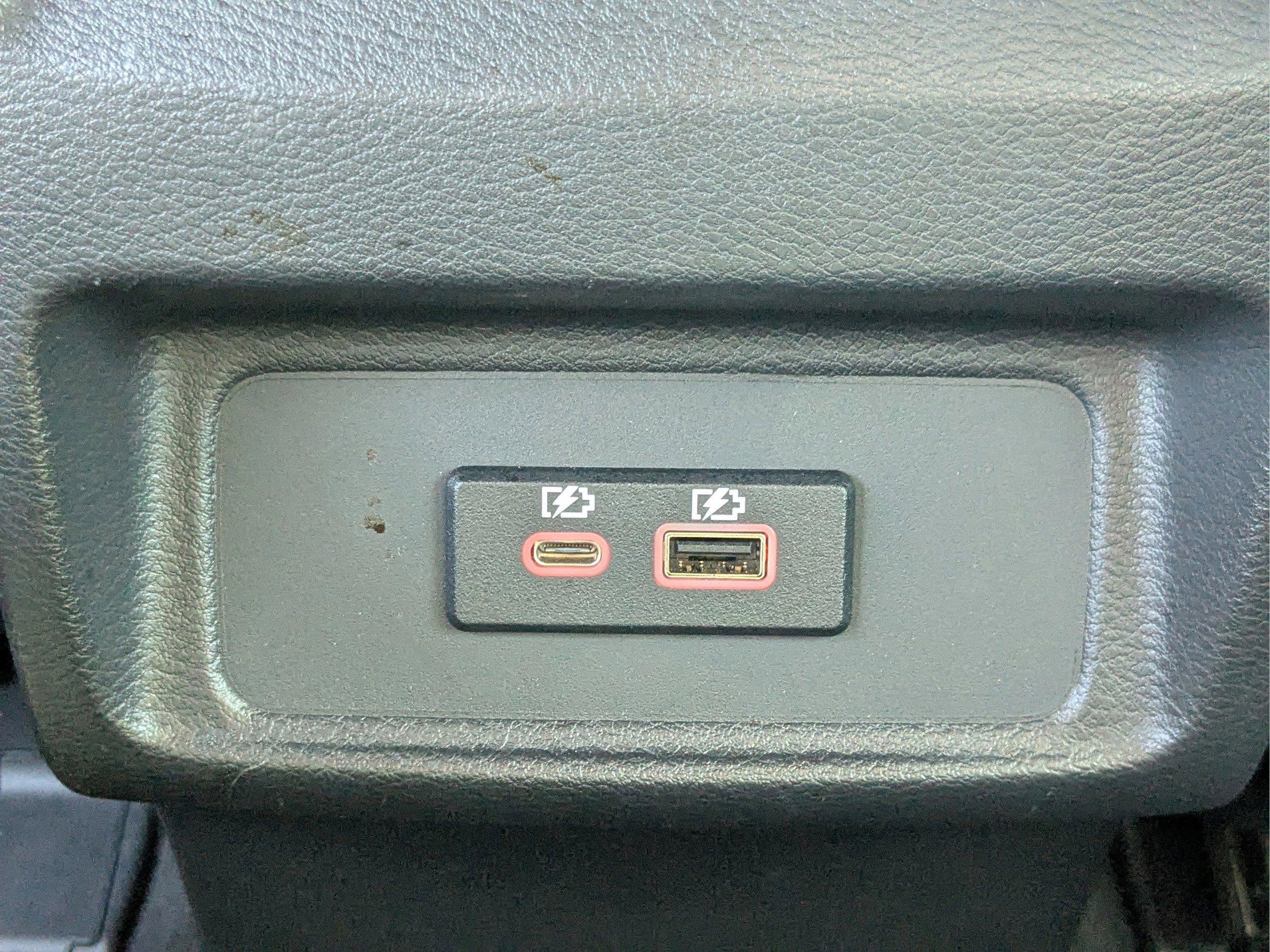 Used 2023 Nissan Maxima SR w/ Sport Mat Group image 14