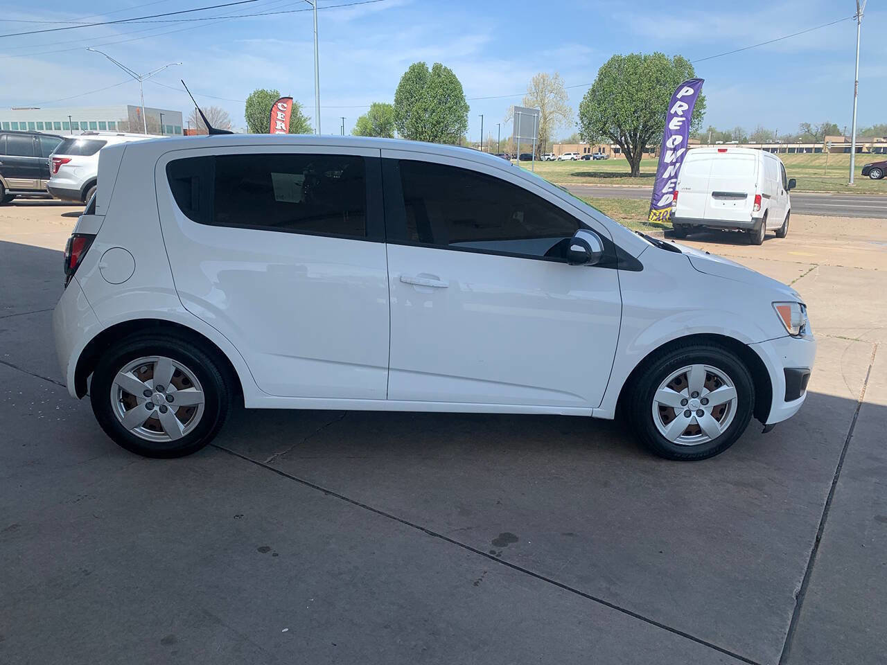 Used 2014 Chevrolet Sonic LS FWD image 8