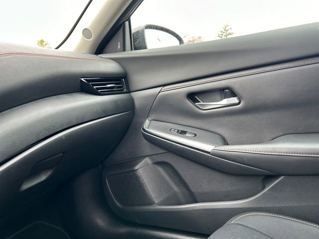 Certified 2023 Nissan Sentra SR w/ Trunk Package FWD image 19