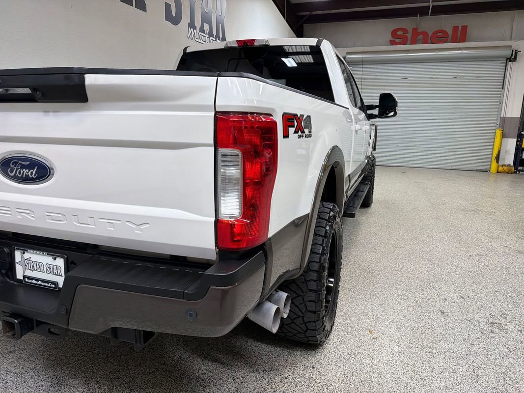 Used 2017 Ford F250 King Ranch w/ FX4 Off-Road Package AWD/4WD image 37
