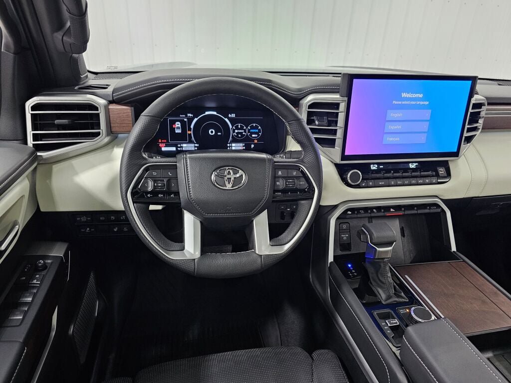 Used 2025 Toyota Tundra Capstone AWD/4WD image 14