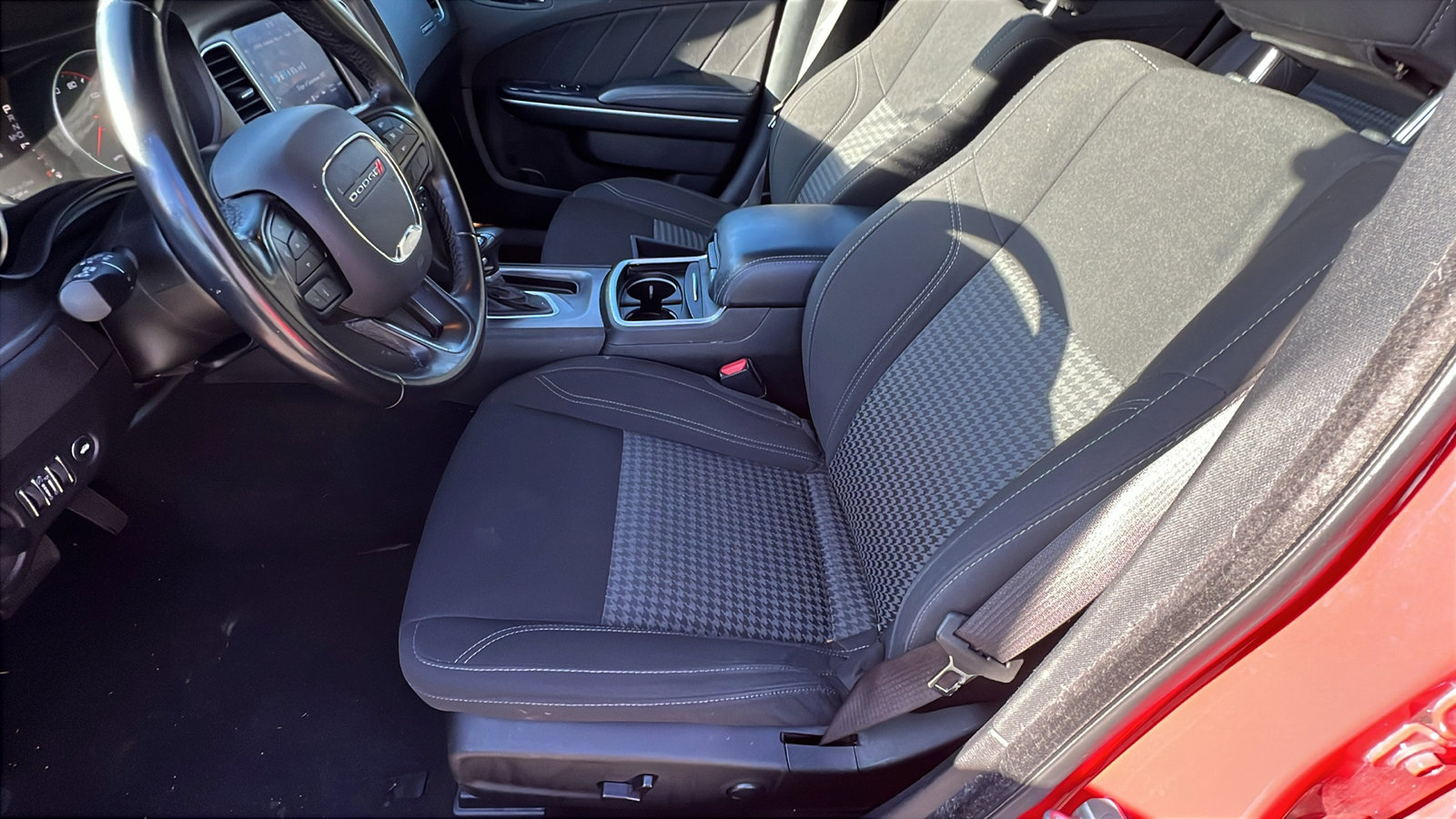 Used 2023 Dodge Charger SXT image 15