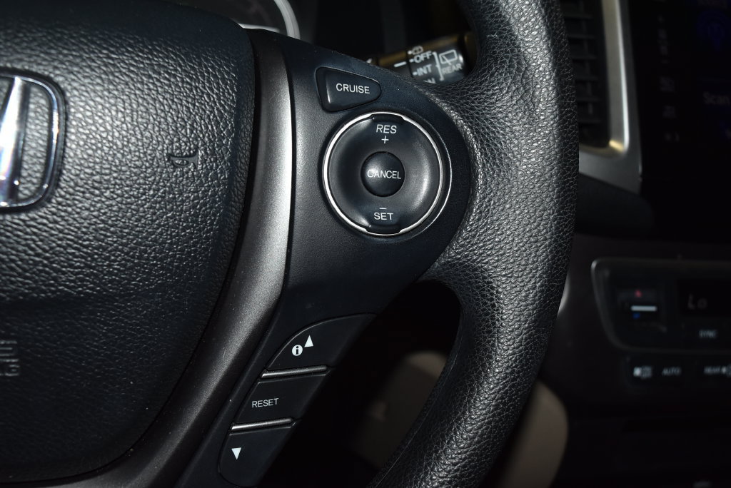 Used 2018 Honda Pilot EX image 10