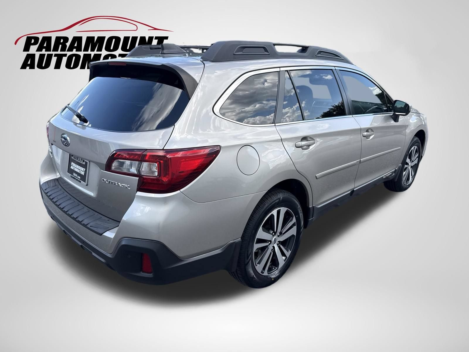 Used 2018 Subaru Outback 2.5i Limited AWD/4WD image 9