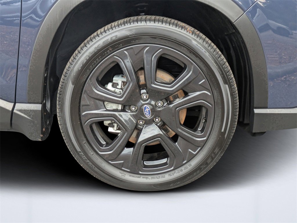 Certified 2025 Subaru Ascent Bronze Edition w/ Onyx Package image 11