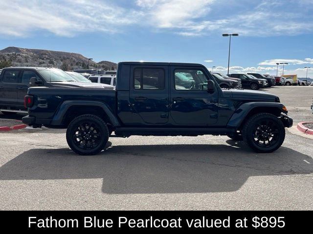 Used 2025 Jeep Gladiator Sport image 7