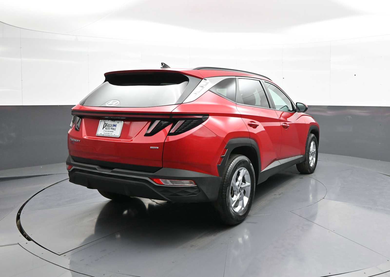 Certified 2023 Hyundai Tucson SEL AWD/4WD image 5