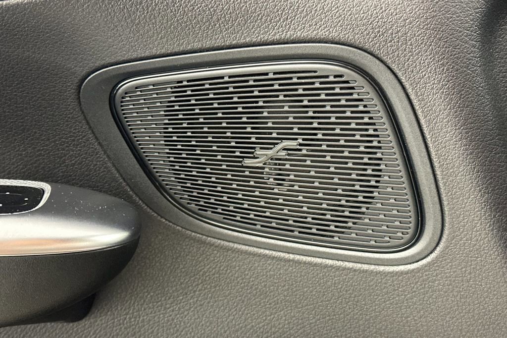 Certified 2026 Mercedes-Benz GLC 300 image 21