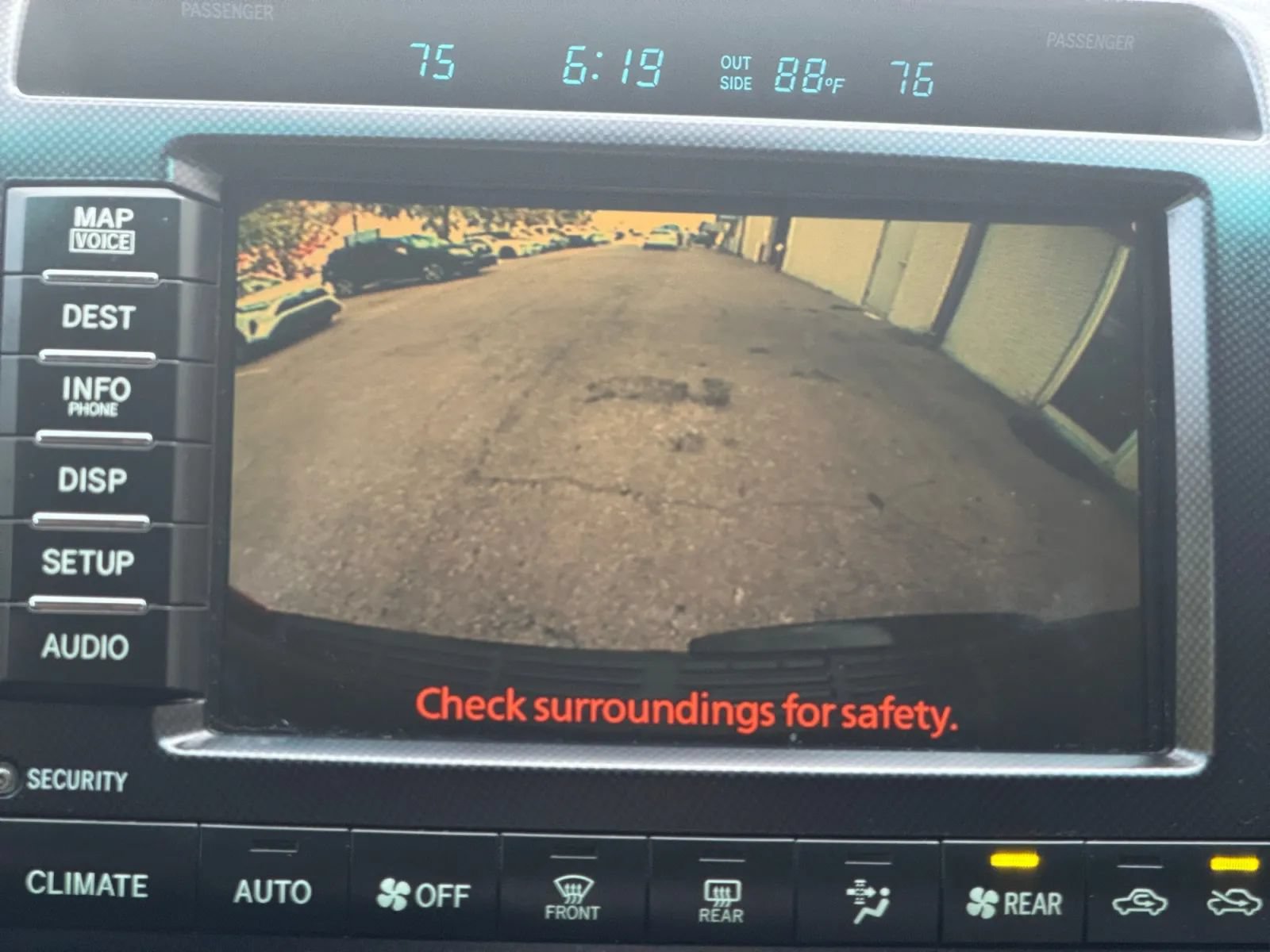 Used 2011 Toyota Land Cruiser AWD/4WD image 34