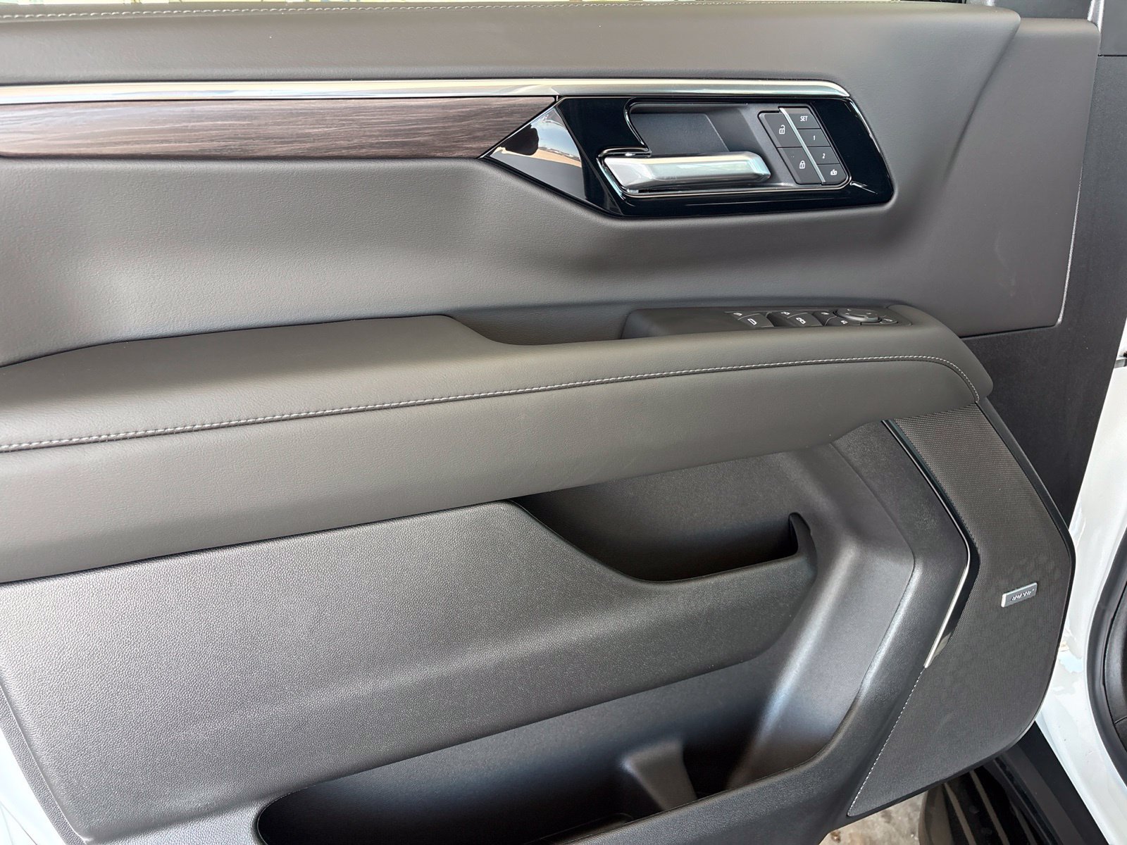 New 2027 Chevrolet Tahoe LT w/ Comfort Package RWD image 11