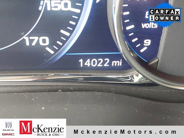 Used 2023 GMC Acadia SLT w/ Technology Package image 14