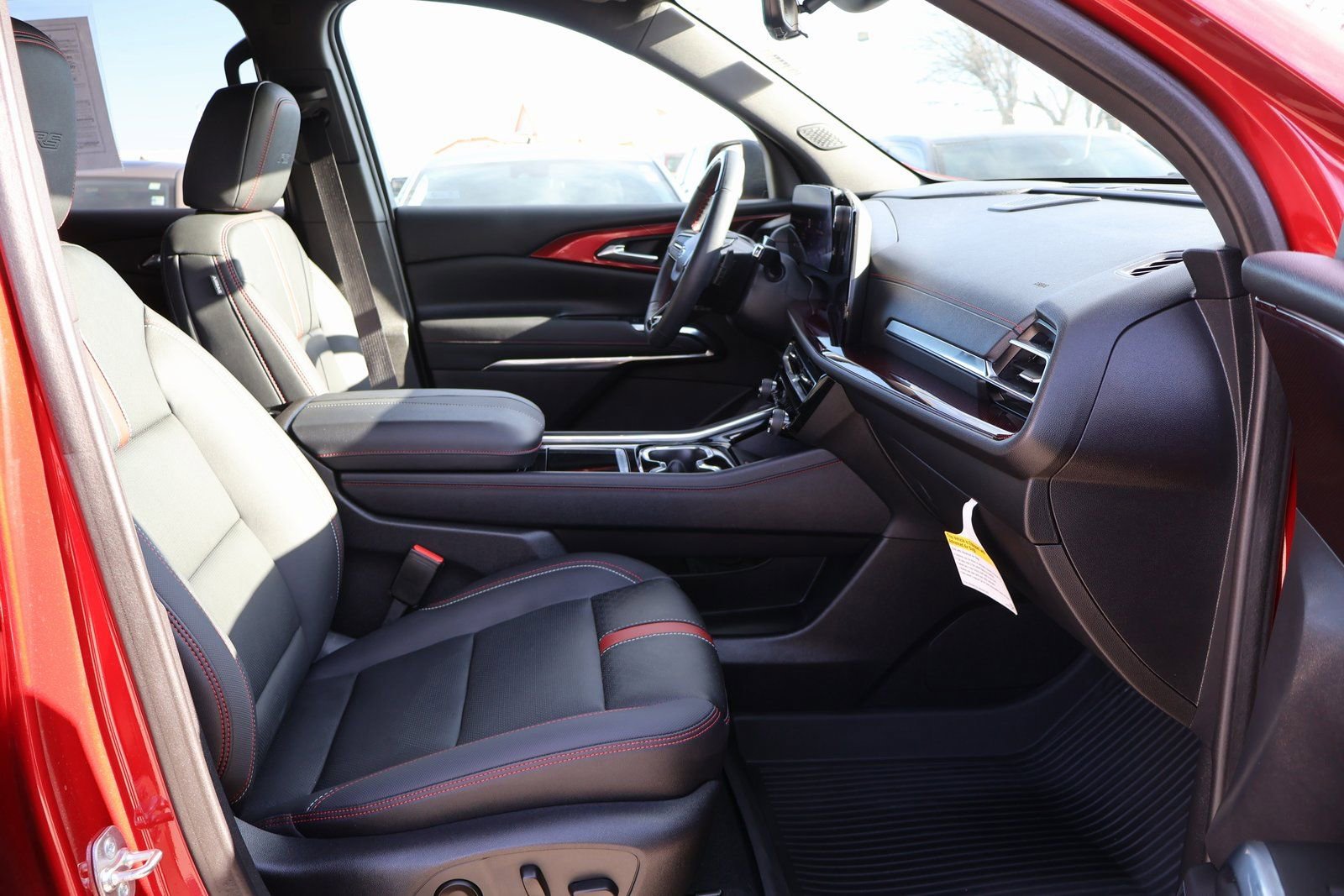 Used 2024 Chevrolet Traverse RS w/ LPO, Floor Liner Package image 12