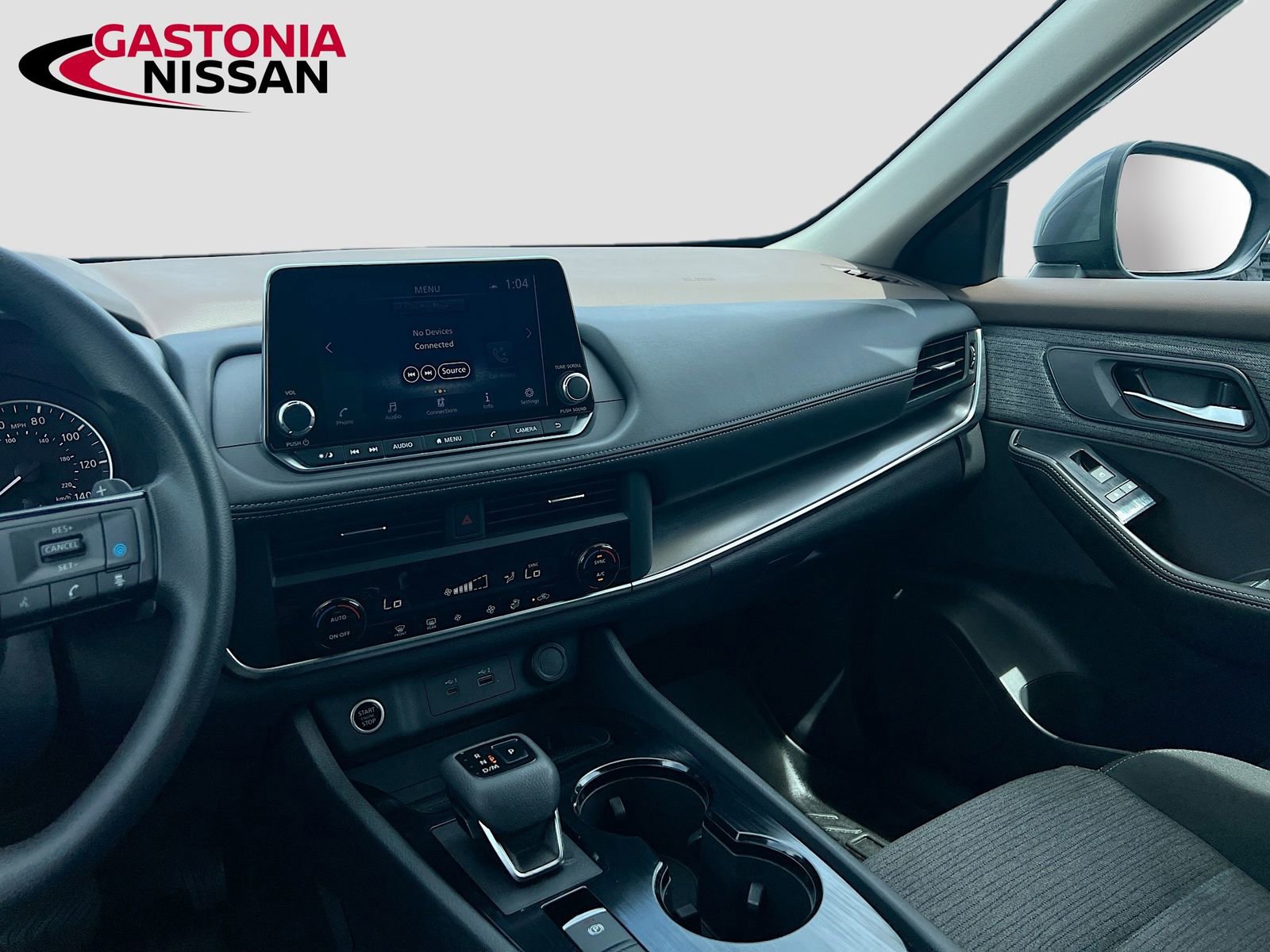 Used 2023 Nissan Rogue SV image 30