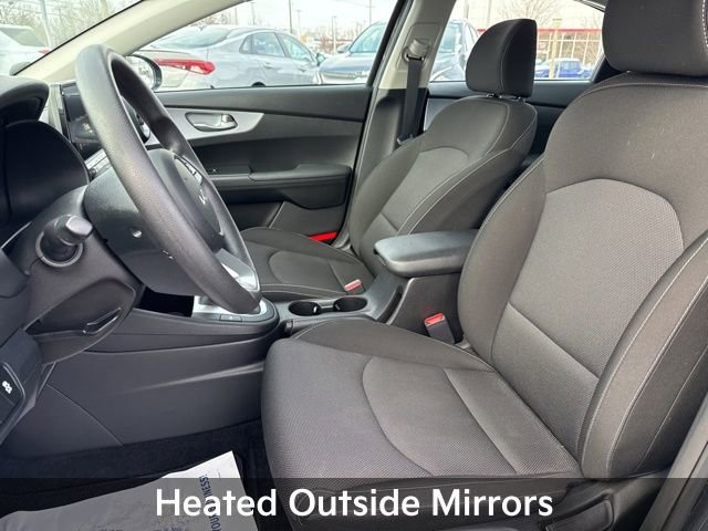 Used 2023 Kia Forte LXS w/ LXS Technology Package image 15